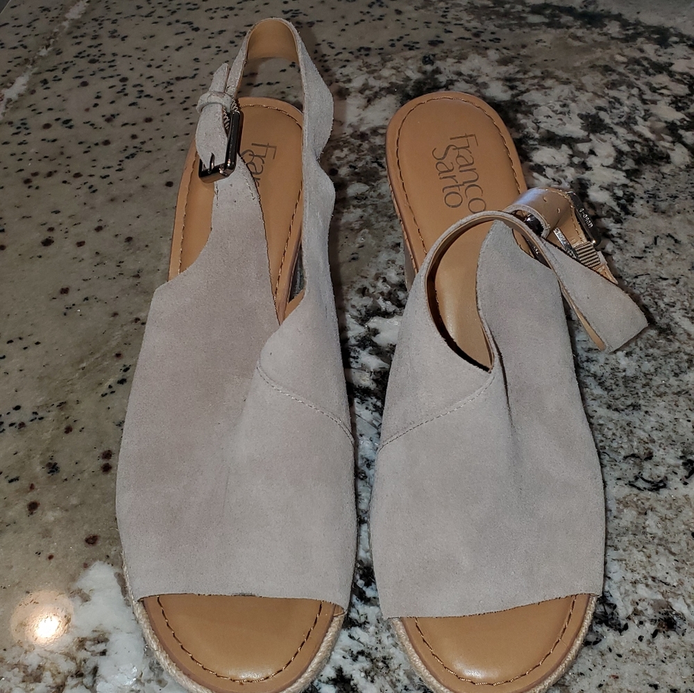Wedge sandle